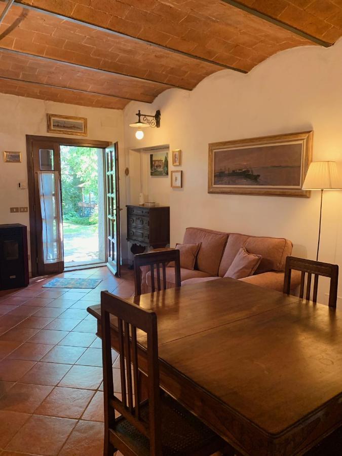 Podere Il Giurato Fauglia ภายนอก รูปภาพ
